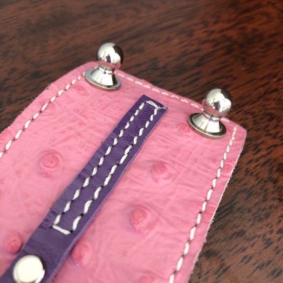 Snaffle Bit Leather Cuff Bracelet - Picture 4 of 4